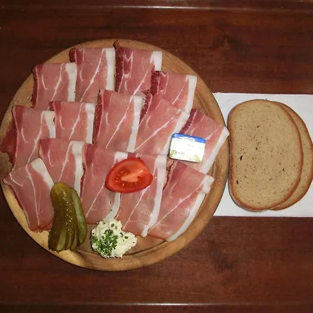 Eichschmid / Roell'n Biergarten 3*