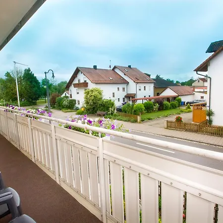 Eichschmid / Roell'n Biergarten Hotel