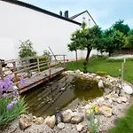 Hotel Eichschmid / Roell'n Biergarten