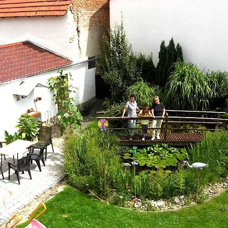 Eichschmid / Roell'n Biergarten Hotel 3*