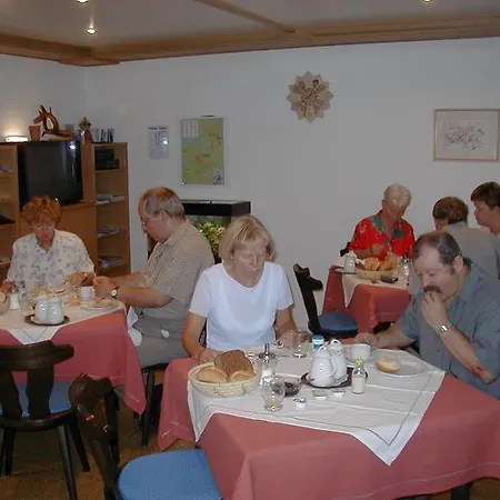 Hotel Eichschmid / Roell'n Biergarten Bad Goegging