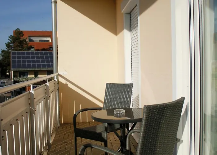 Eichschmid / Roell'n Biergarten Hotel 3*