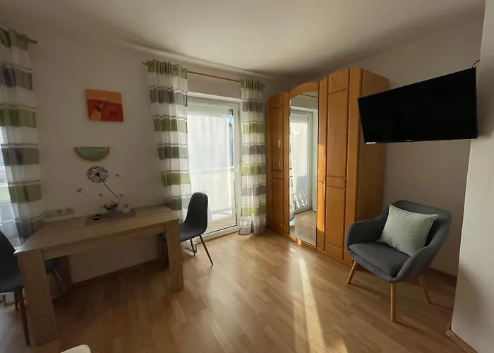 Eichschmid / Roell'n Biergarten Hotel