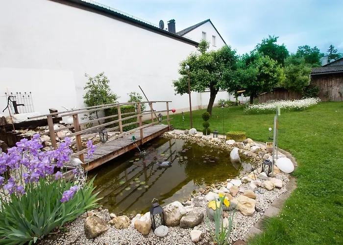 Hotel Eichschmid / Roell'n Biergarten